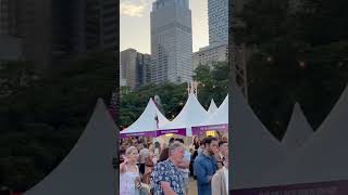 Noel Sydney Christmas Show