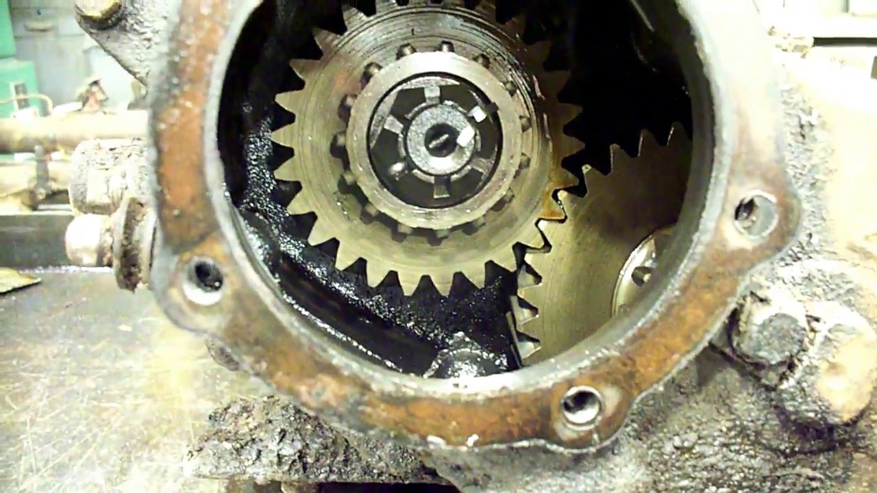 Willys CJ3A Restoration, T-90 Transmission disassembly - YouTube
