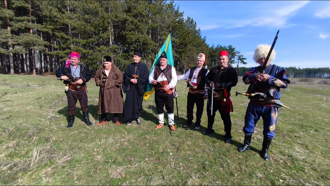 Как празнуват в Гурково ТРИФОН ЗАРЕЗАН/ Хайдушко сборище възстановка 2026