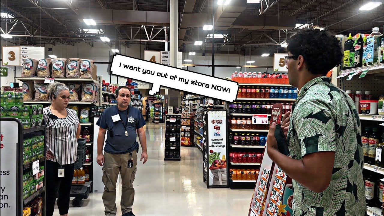 Screaming in Stores Prank!