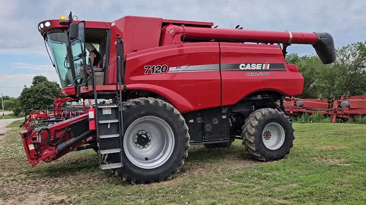 2009 Case IH 7120 Combine - Selling on BigIron Auctions - Aug. 13, 2025