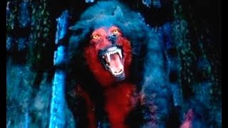 El Pacto de los Lobos (Trailer español) - YouTube