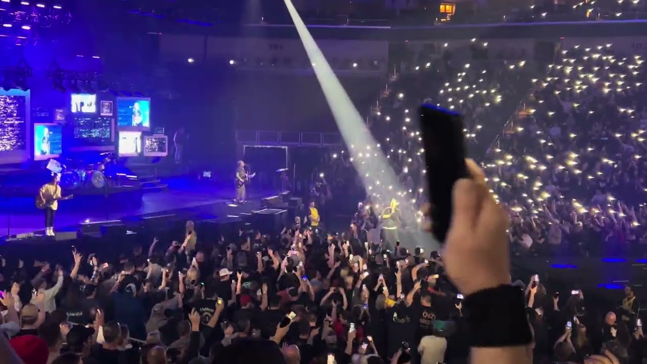 A Symptom of Being Human-Shinedown Live (4K Quality) Des Moines, IA 4/25/2025