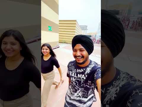 -10 Degree experience in Delhi 😨 Snow City Rohini #snowpark #shorts