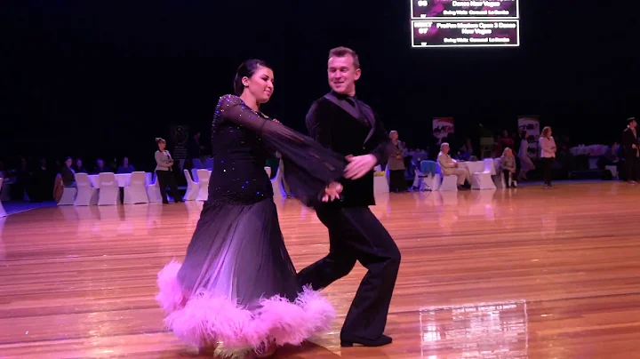 Matthew Coulson & Jemma Lupton (Swing Waltz, Carou...