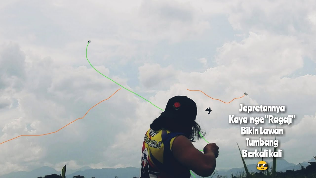 Ngadu Layangan Jepret Karet