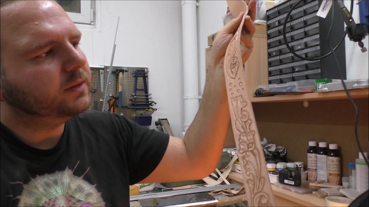 Ledergürtel mit Punzierung