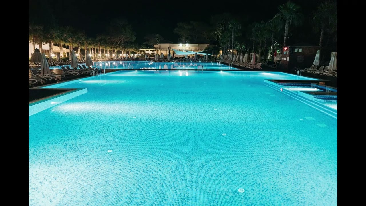 AMVR | Deep Focus — Night Pool Ambient Room (1 Hour, No Vocals)