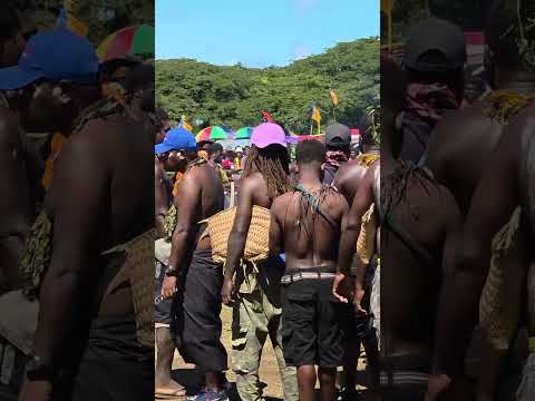 Niu Ailan Dei 2025 Man Eating Fire Surex