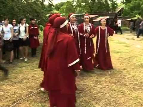 კასლეთილა (სვანური ფერხული)