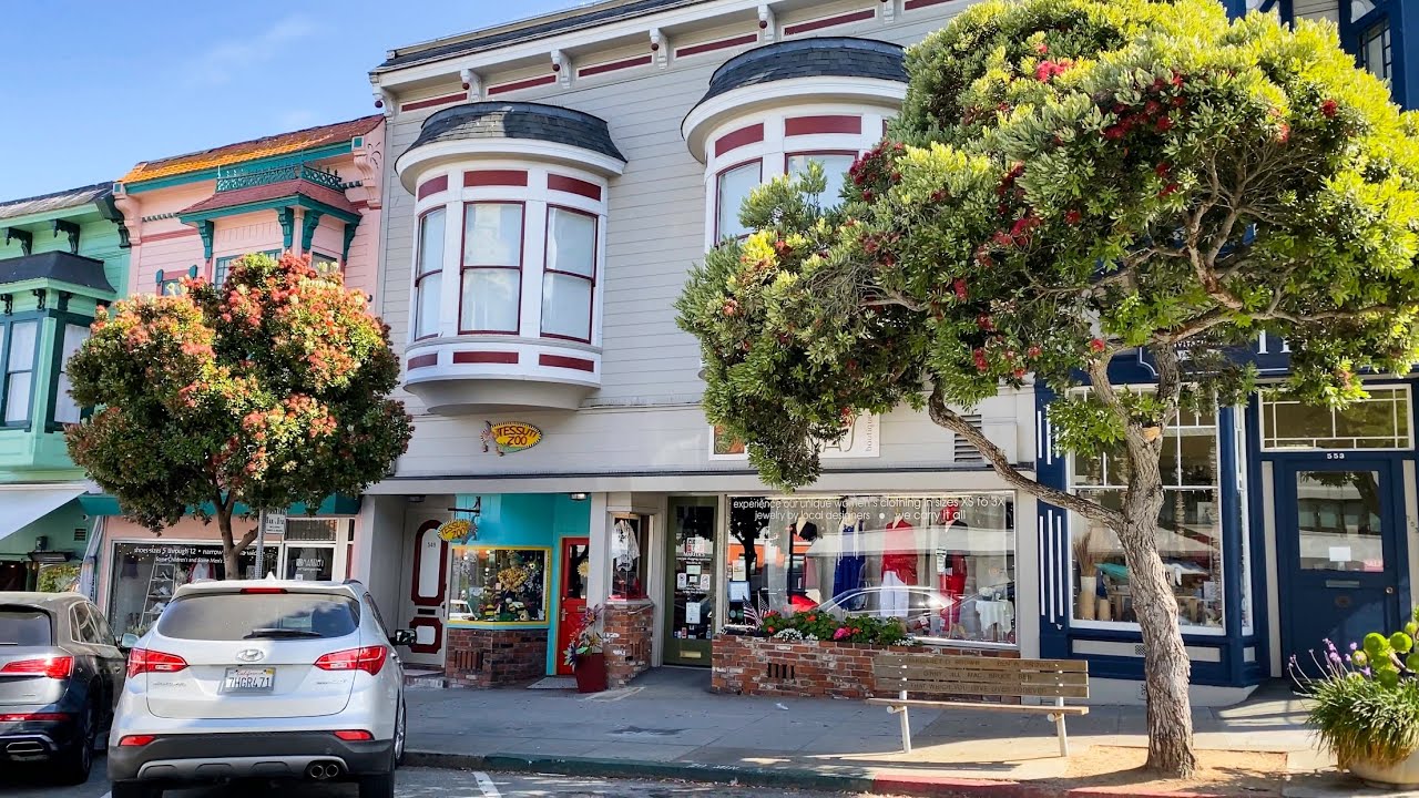 City Walk: Downtown Pacific Grove, California