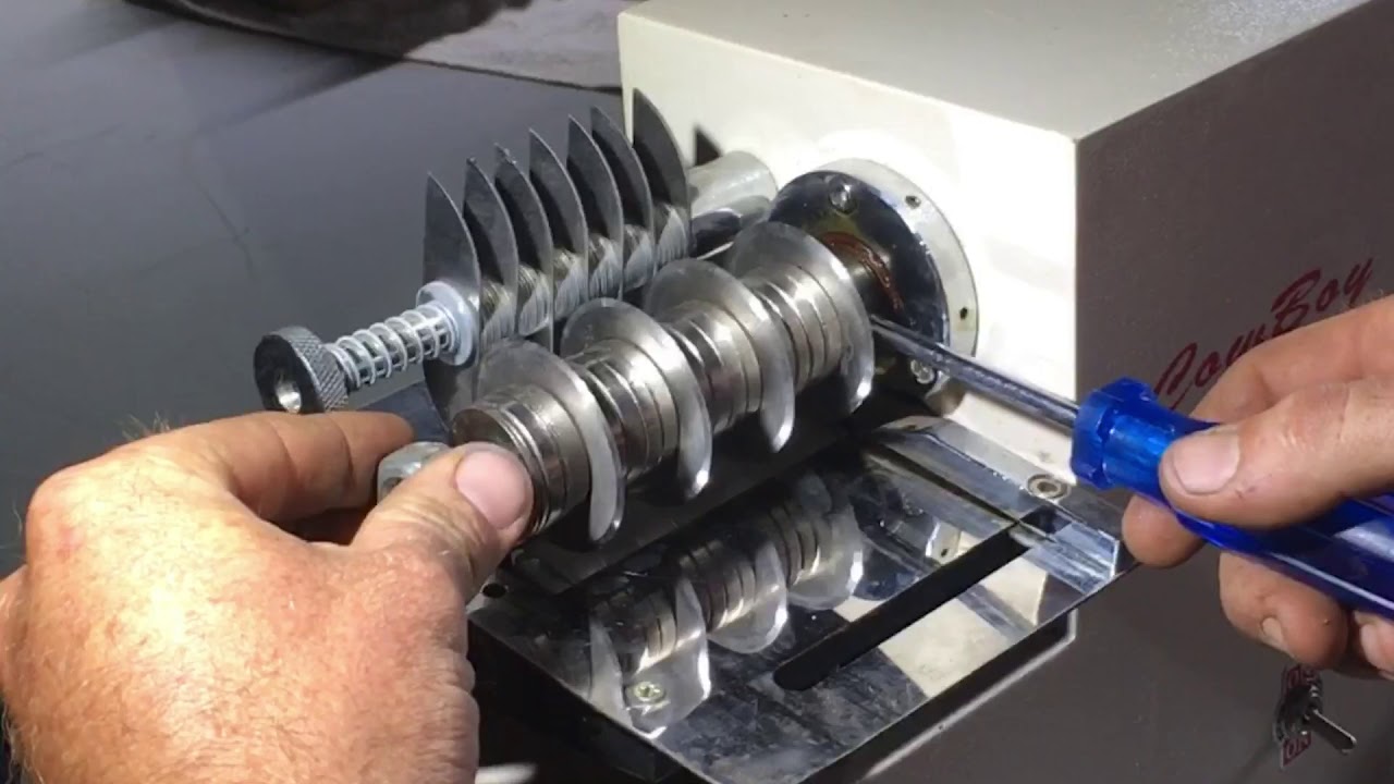 Cowboy Mini Strap Cutter