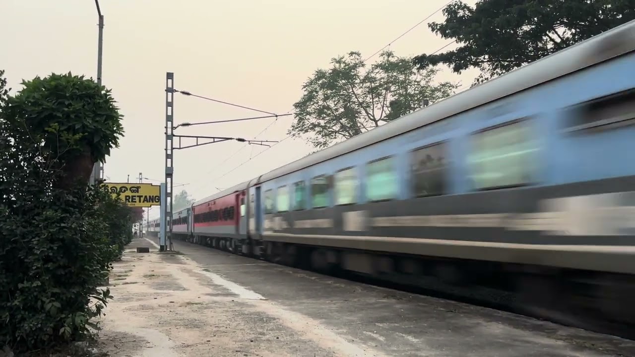 Witness the Puri–Bangriposi Intercity SF Express (12892) in its most aggressive form!!! Wap7@130kmph