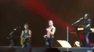 Depeche Mode - Soft Touch / Raw Nerve ( Live @ Düsseldorf 05.07.2013 )