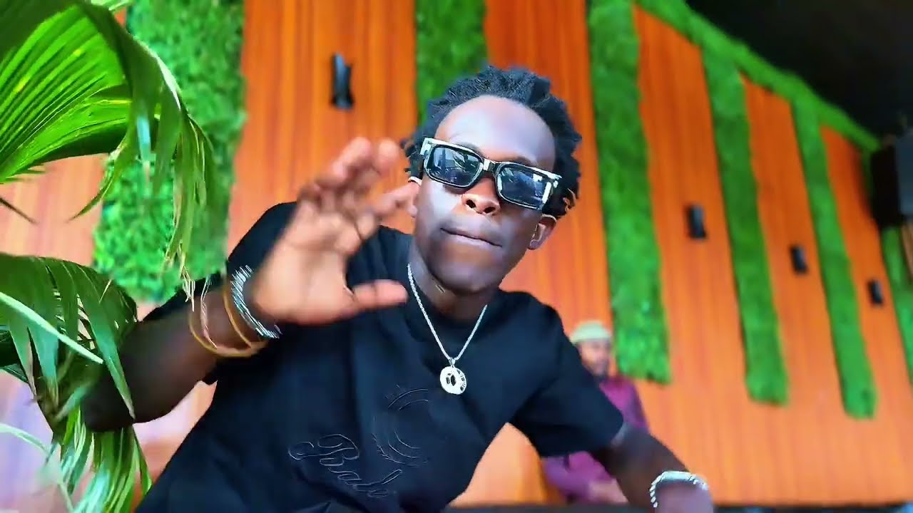 Better by Future . (  Video )                        