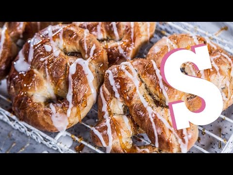 Video: Paano Gumawa Ng Mga Pretzel Na Poppy Seed