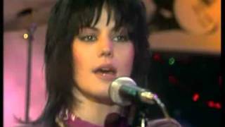 Joan Jett &amp; The Blackhearts - Crimson and clover 1982