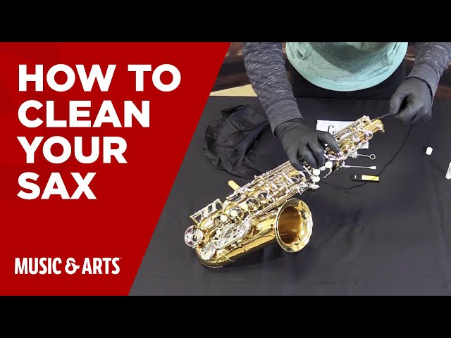 How to Clean Your Saxophone with the Giardinelli Care Kit 