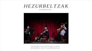 Video thumbnail of "Hezurbeltzak - Belarrimotzak"