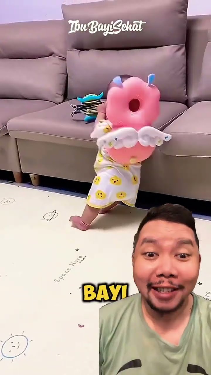 TAS PELINDUNG DARI JATUH DEDEK BAYI!!!? #baby #bayilucu #babygirl #cutebaby #shortsfeed #funny