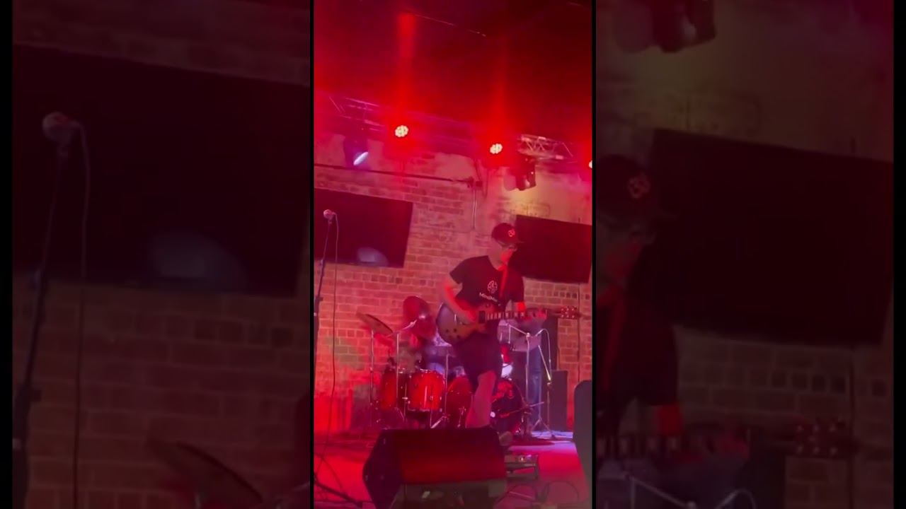 Improvised Guitar Solo with Cosmic Cornerstore in Tucson, AZ 