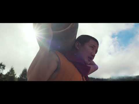 C'era una volta in Bhutan (The Monk and the Gun), un film di Pawo Choyning Dorji - Trailer