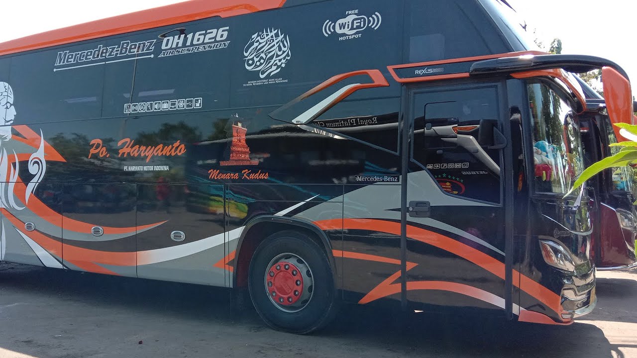 Bus Po Haryanto Dengan Warna  Hitam  putih dan  Orange YouTube