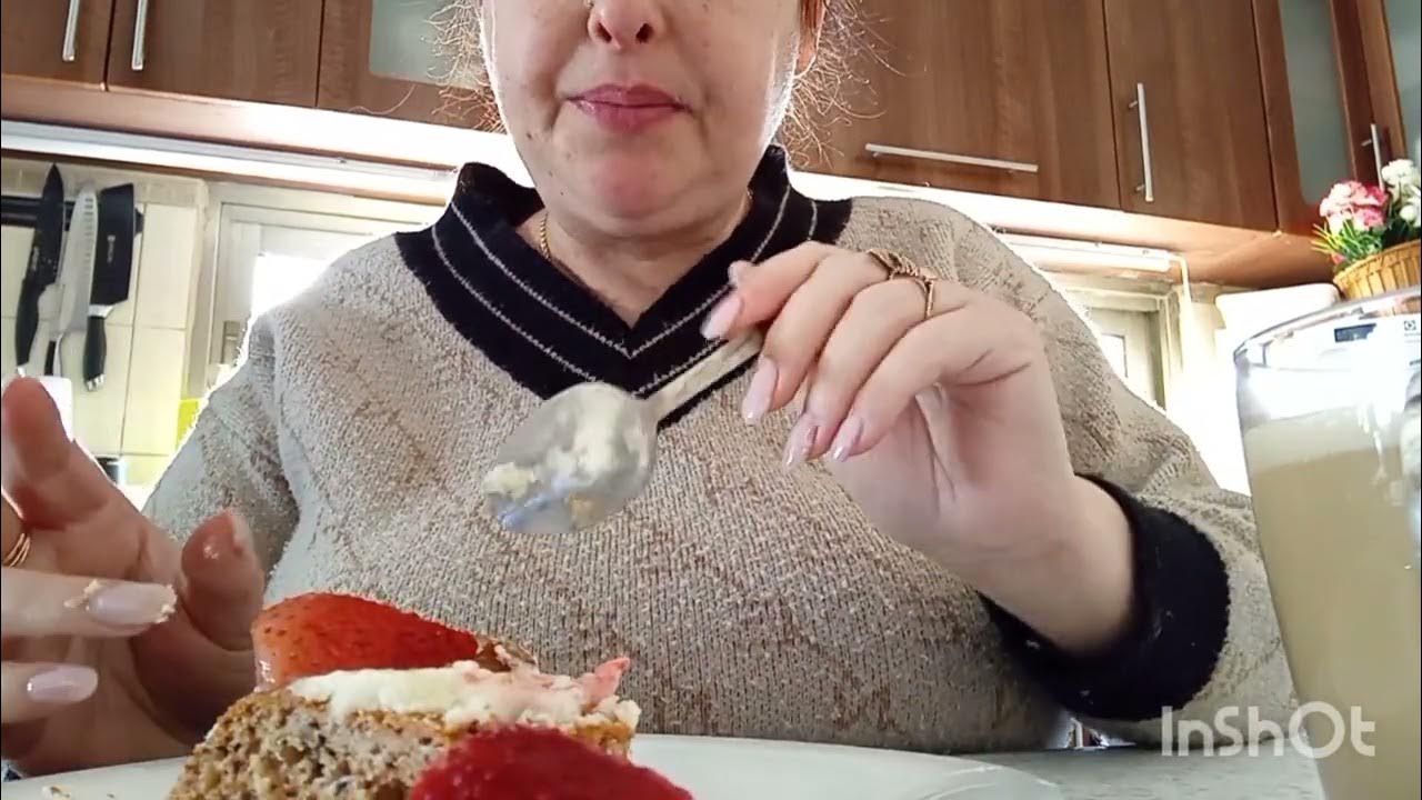 бросает в жар и пот причины у женщин. зимний отпуск. жар потом холод. лихорадит без температуры. бросает в жар и холод.