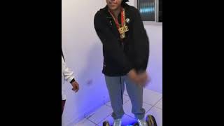 Mc Ale & Mc Mano João - A Mais De 100 Kondzilla Records