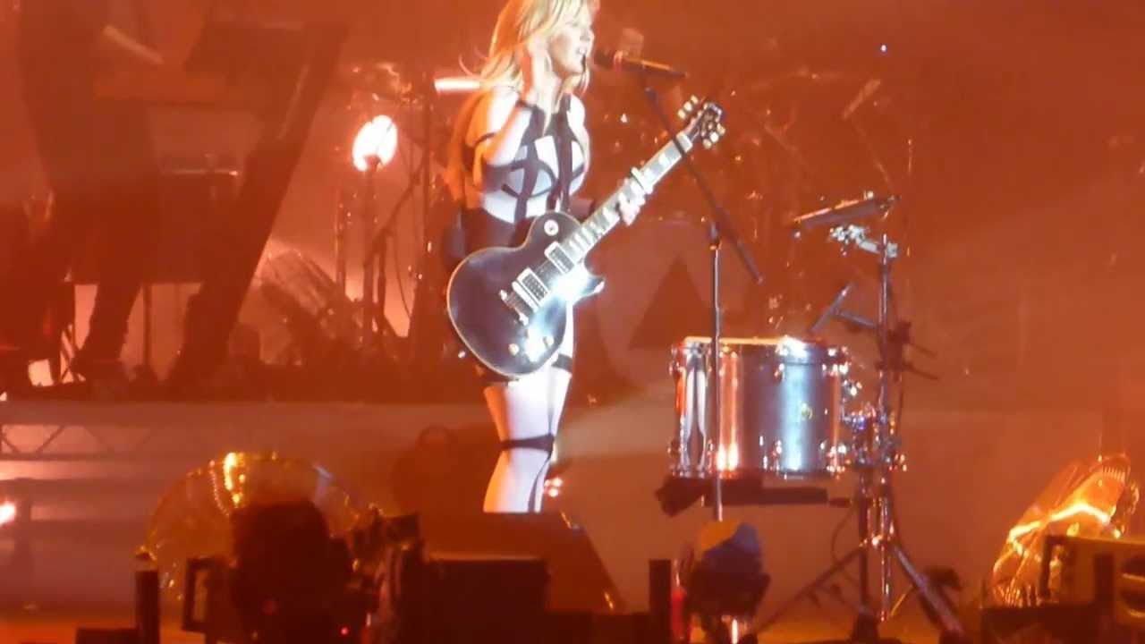 Ellie Goulding - Burn (Live Capital FM Arena, Nottingham 2014)