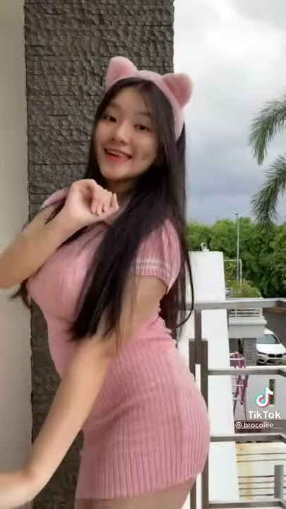 Baju pink montok banget - Tiktok Hot