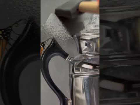 Varnishing an Oil