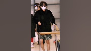 BTS AT INCHEON AIRPORT -  V IS BACK TO KOREA ✈✈ #BTS #LA #AIRPORT #INCHEON #V #TAEHYUNG #SHORTS