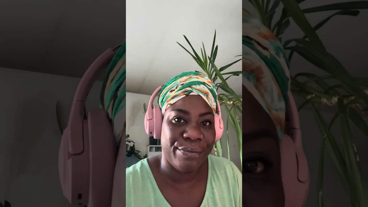 Reste, focus sur tes projets avancent. ￼ quelqu’un regrette la distance et l’éloignement.