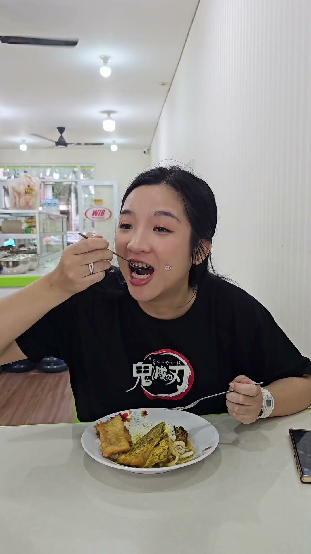 SAAT SUIT UNTUK PILIH MAKANAN!