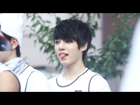 Jung kook cute bunny 😍😍 - YouTube