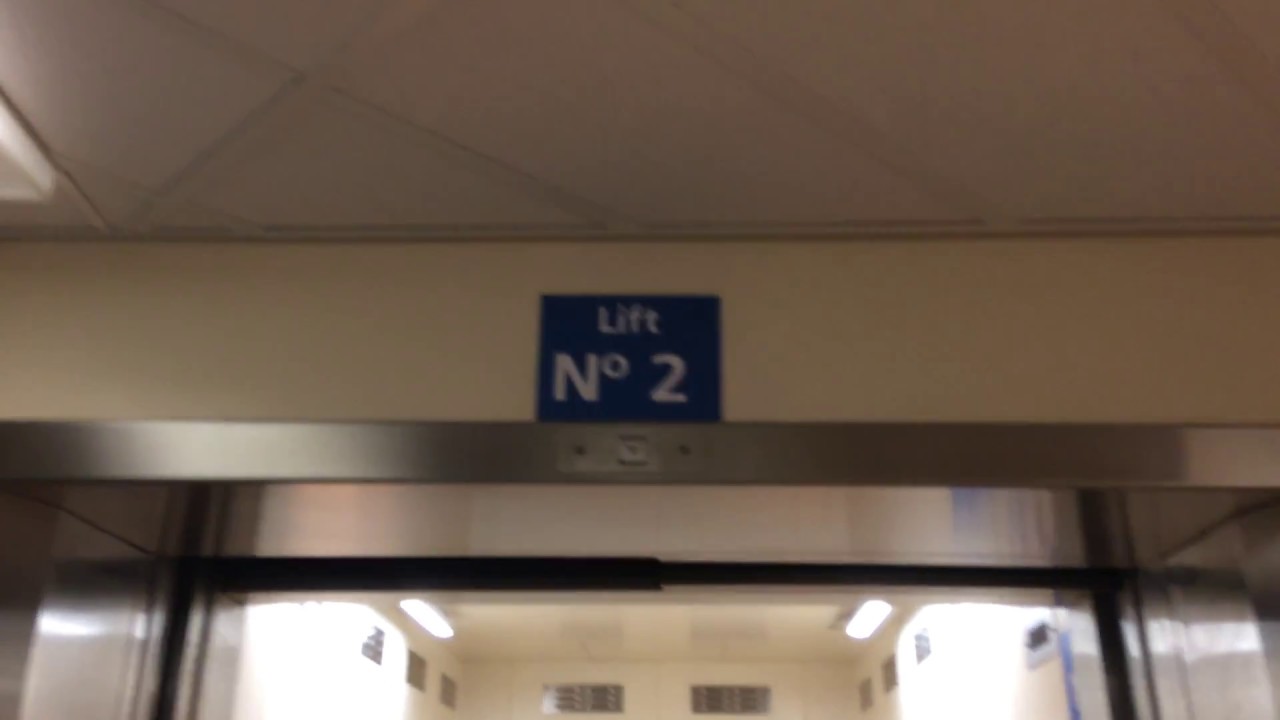 Old Furse Hydraulic lift