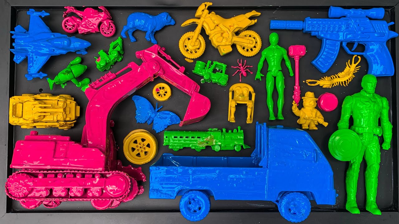 Membersihkan mobil mobilan, eksavator, pesawat tempur, tank baja, kereta uap, pick up balap &anomali