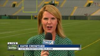 Families, Packers' fans swarm Lambeau Field for Packers' Family Night
