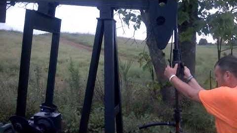 UIG - UNIVERSAL INVESTMENT GROUP LB2 Vac Pumps