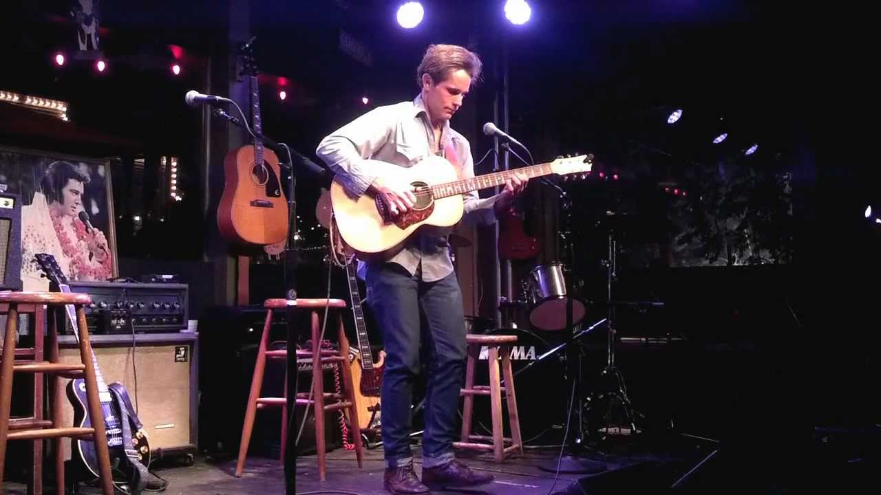 Jonathan Brown at Puckett's - YouTube