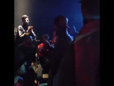 حمراء و بيضاء Mi Sentimiento 