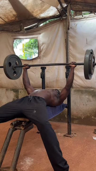 We use what we have #motivation  #chest #chestday  #oduroshred