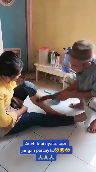 Dukun Cabul Sedang Beraksi
