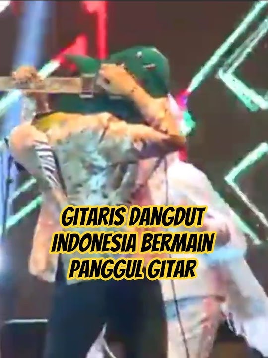 Gitaris Dangdut Indonesia Bermain Panggul Gitar