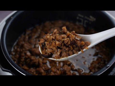 【1mintips】媽媽最愛萬用香菇肉燥,大廚撇步曝光!!為何名店香菇肉燥如此美味??看這裡一次恍然大悟!!從滷肉飯到燙青菜,萬用肉燥讚就是讚!!