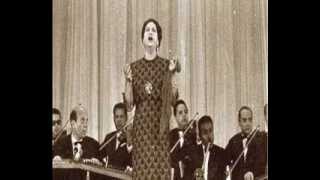 أم كلثوم { الهوى غلاب } - مسرح محمد الخامس بالرباط - المغرب 1968م.