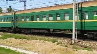 Тепловоз ТЭП70-0050 с поездом Санкт-Петербург — Кишинёв