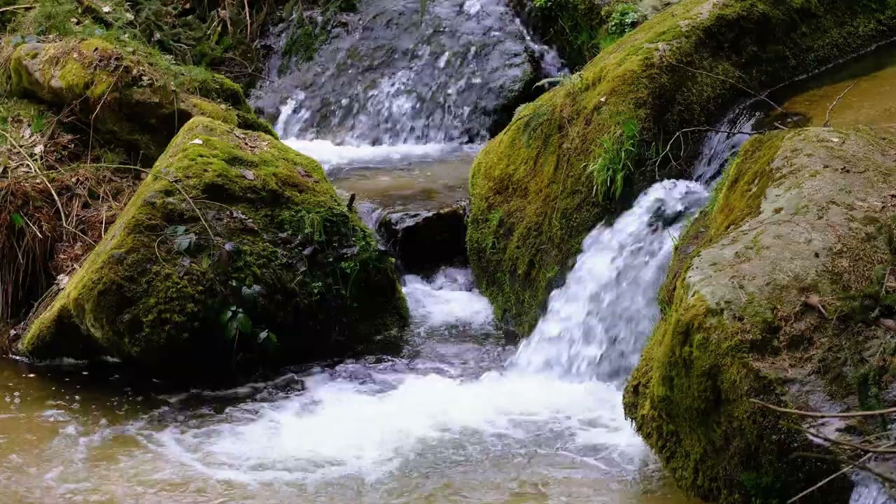 4K Free Stock Footage – Flowing Water Over Rocks | No Copyright Nature Video