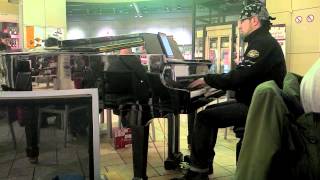 Public Valentine´s Day Performance ~ Part 1